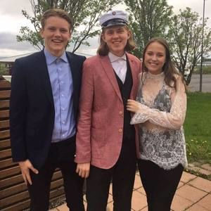 Meet your Posher, Júlíus Óli